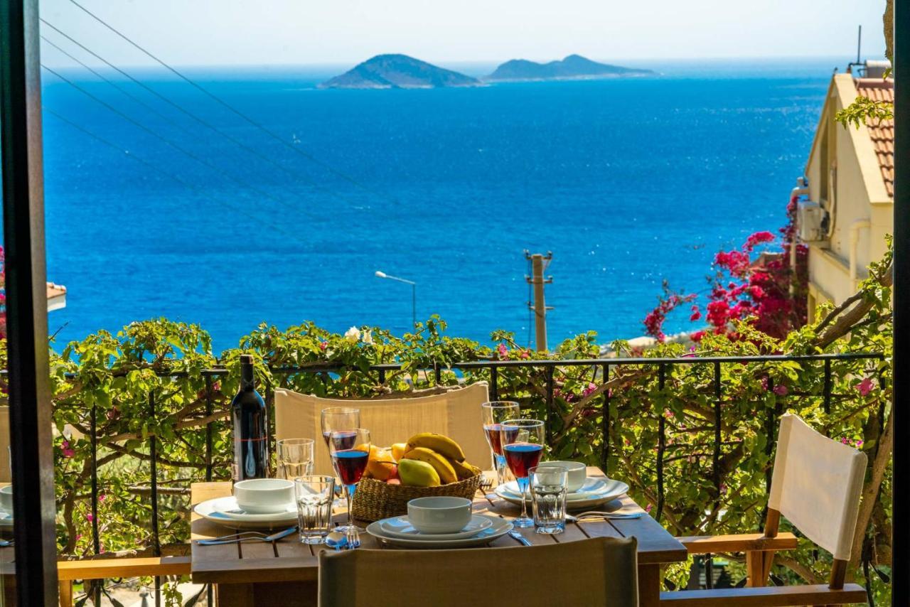 Azure Apartment With Sea View In Kalkan Kültér fotó