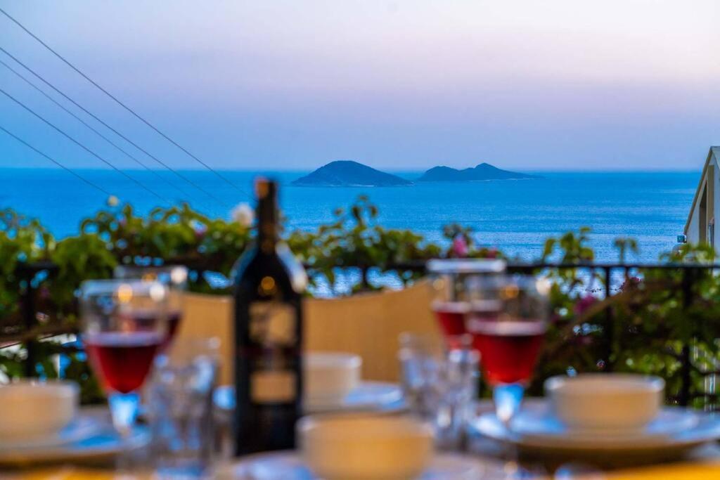 Azure Apartment With Sea View In Kalkan Kültér fotó
