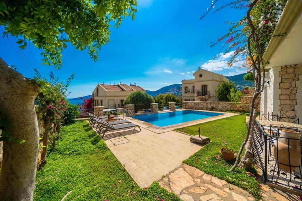 Azure Apartment With Sea View In Kalkan Kültér fotó